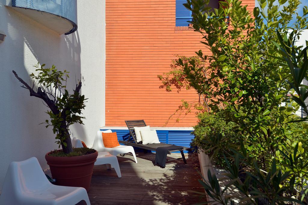 Feels Like - Restelo Flat With Terrace *