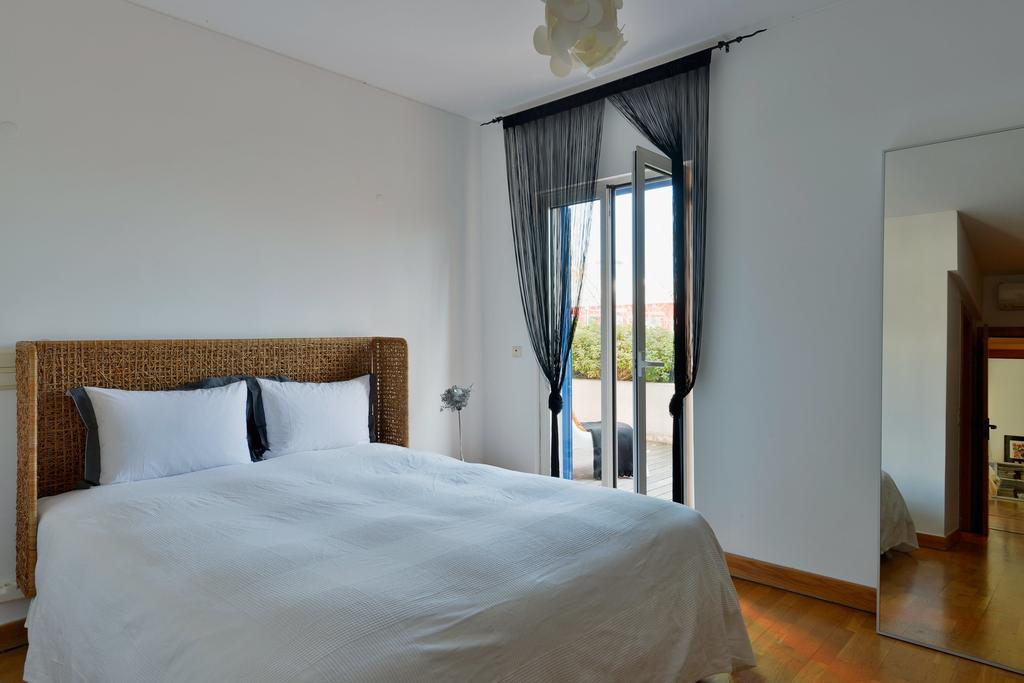 Apartamento Feels Like - Restelo Flat With Terrace